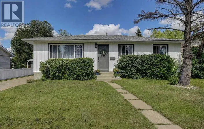 9622 108 Avenue, Grande Prairie