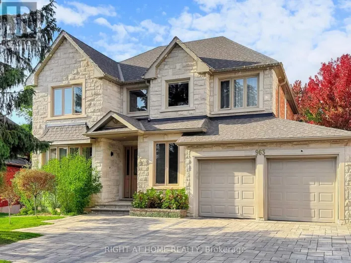 963 NORTHERN PROSPECT CRESCENT, Newmarket