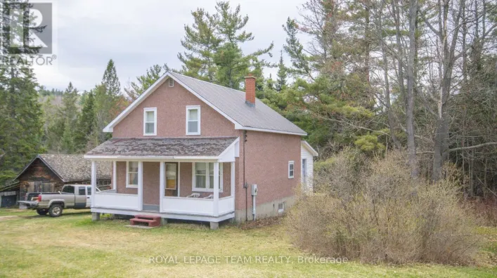 963 WILNO SOUTH ROAD S, Madawaska Valley