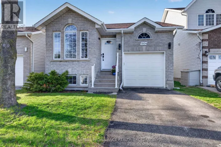 964 RAINBOW CRESCENT, Kingston)