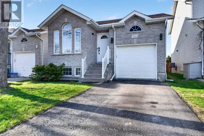 964 RAINBOW CRESCENT, Kingston)