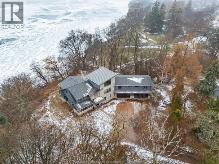 965 BRIARWOOD CRESCENT, Kingsville