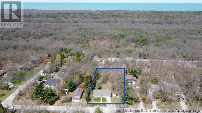 9650 JOANNE AVENUE, Lambton Shores