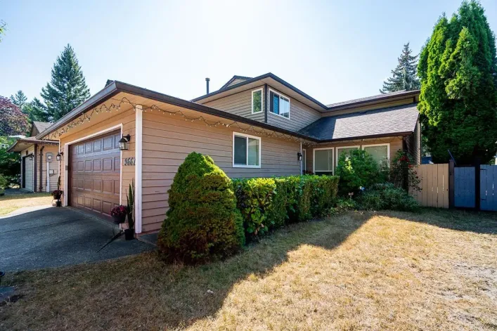 9667 155 STREET, Surrey