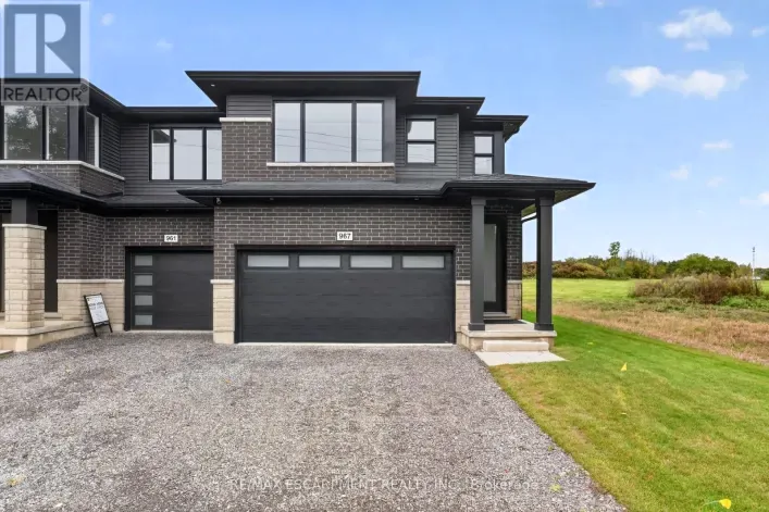 967 CLARE AVENUE, Welland