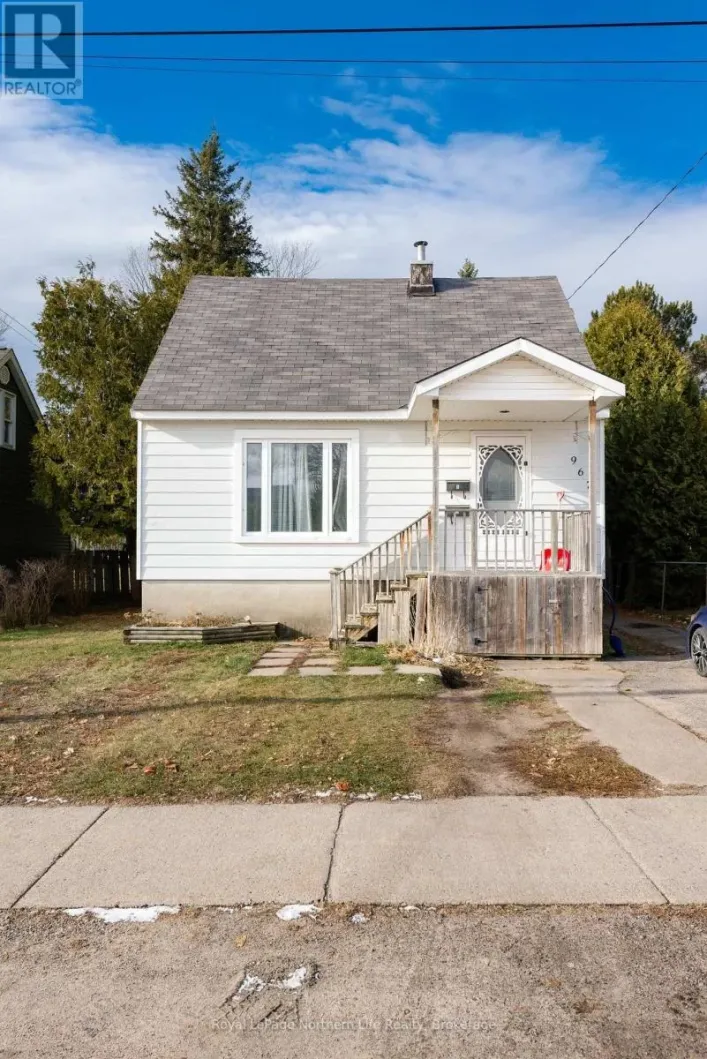 967 GALT STREET, North Bay