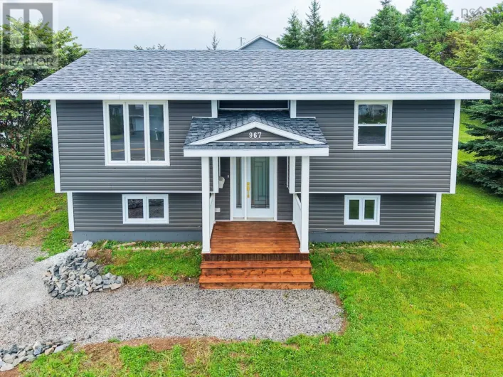 967 Westmount Road, Westmount