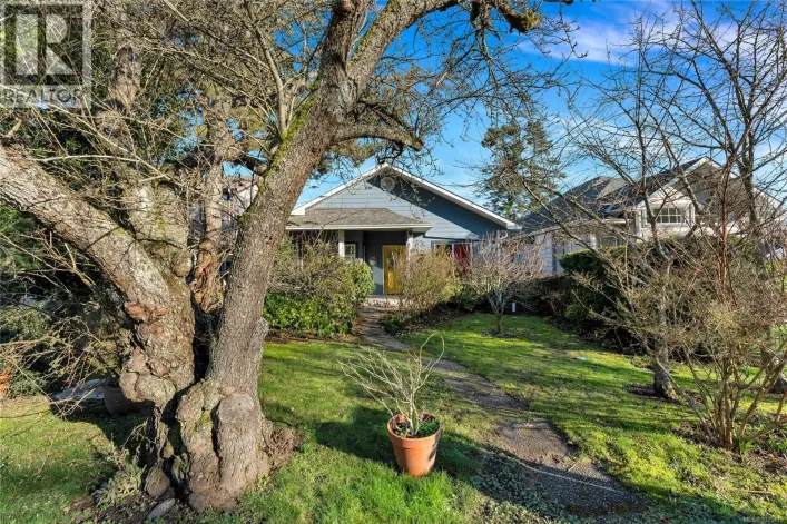 9679 Seventh St, Sidney