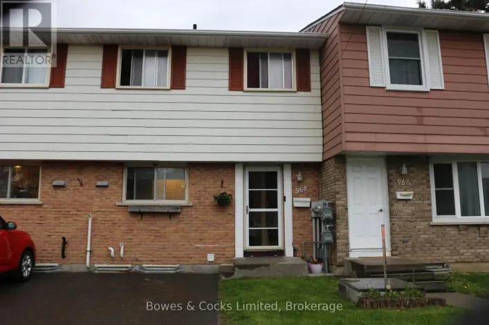 968 OAKVIEW AVENUE, Kingston