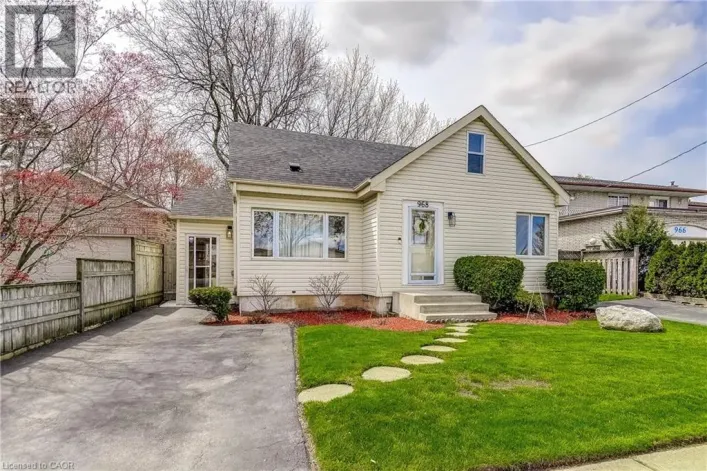968 STONE CHURCH Road E, Hamilton
