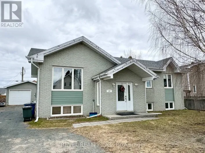 97 FOURTEENTH AVENUE, Cochrane