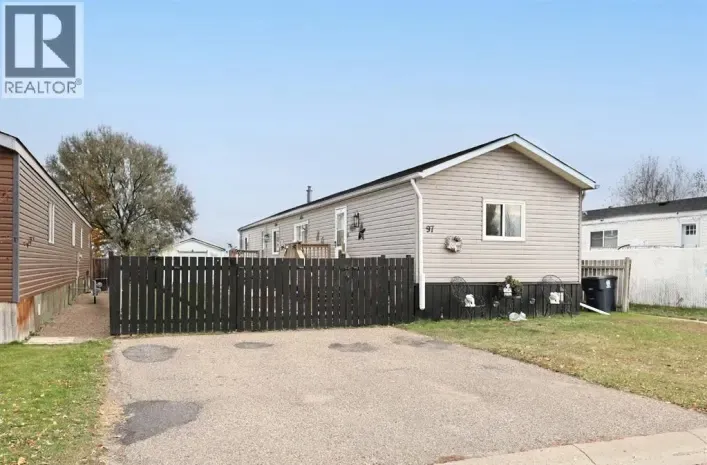 97 Meadow Lake Close E, Brooks