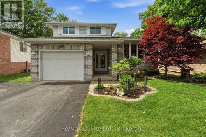 97 PARKVIEW HEIGHTS, Quinte West