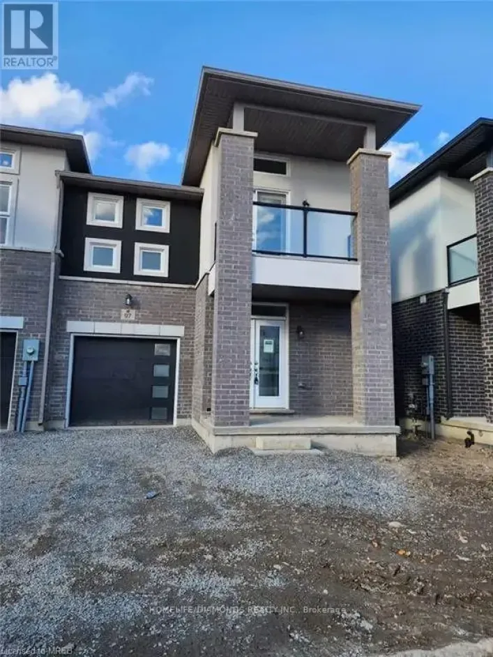 97 RENFREW TRAIL, Welland