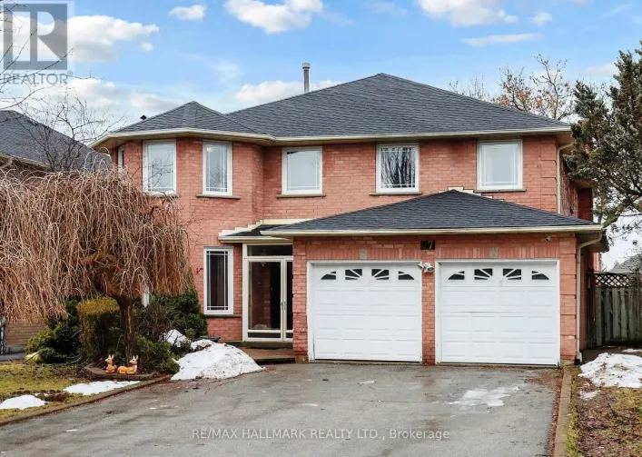 97 STAVE CRESCENT, Richmond Hill