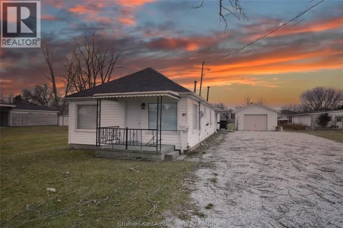 97 Taylor AVENUE, Chatham