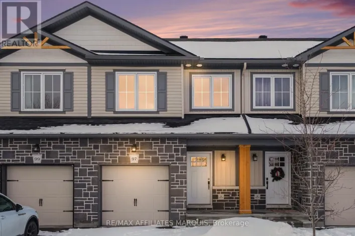 97 WHITCOMB CRESCENT, Smiths Falls