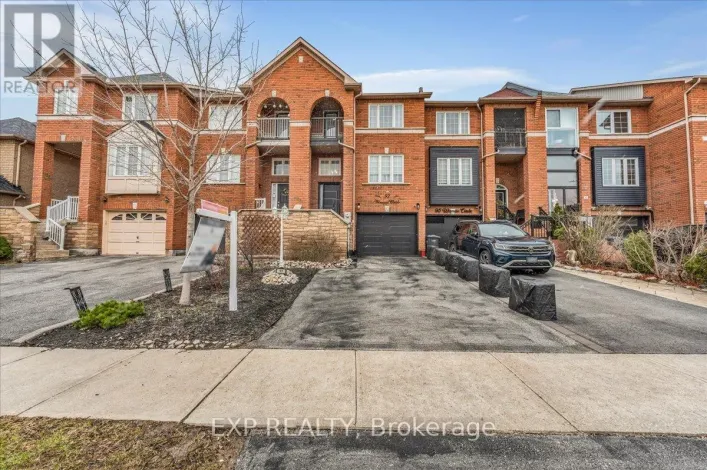 97 WINNERS CIRCLE, Brampton