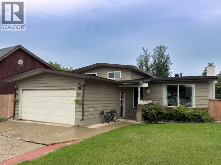 9701 73 Avenue, Peace River