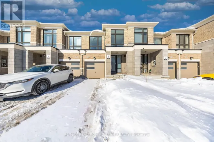 972 CROWSNEST HOLLOW AVENUE, Pickering