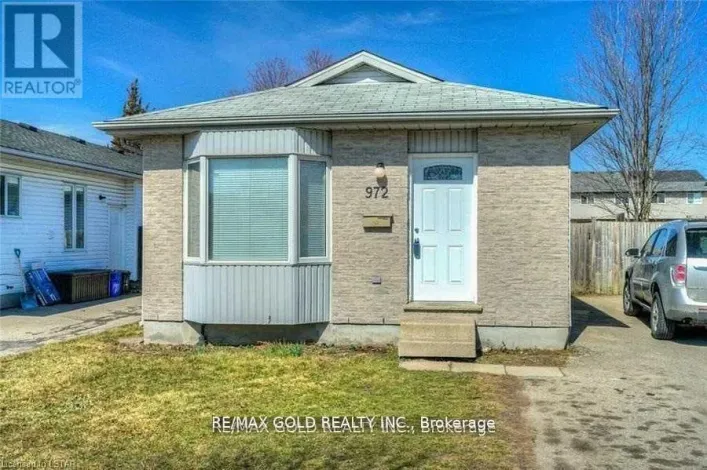 972 PROSPERITY COURT, London East