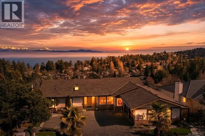 972 Seapearl Pl, Saanich