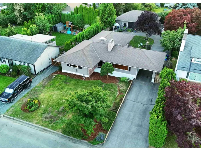 9725 JUNIPER STREET|Chilliwack Proper East, Chilliwack