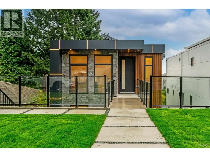 973 ADDERLEY STREET, North Vancouver