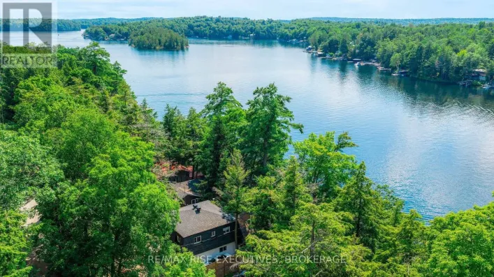 973 FOSTER BAY LANE, Leeds and the Thousand Islands