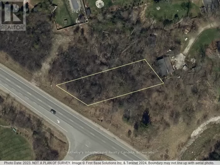 9736 BEACHWOOD ROAD, Collingwood