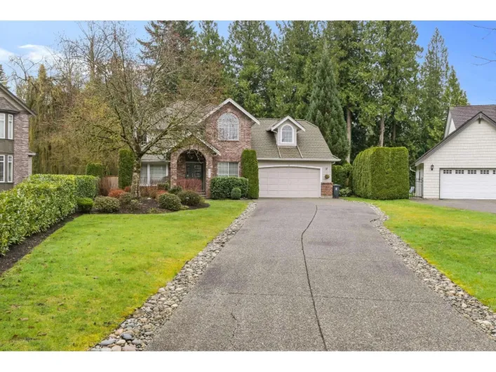 9740 210 STREET, Langley