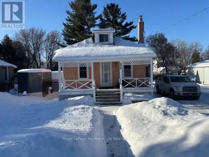 975 MCINTYRE STREET W, North Bay