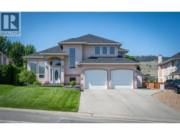 House for sale: 975 Regent Crescent, Kamloops