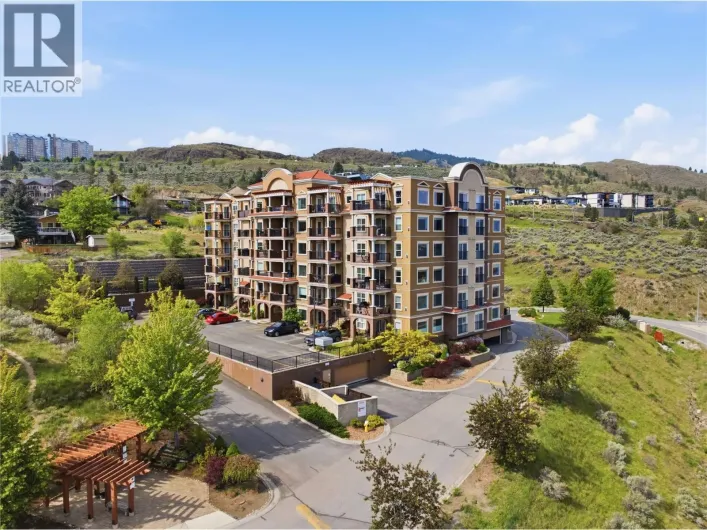 975 VICTORIA  W Street Unit# 202, Kamloops