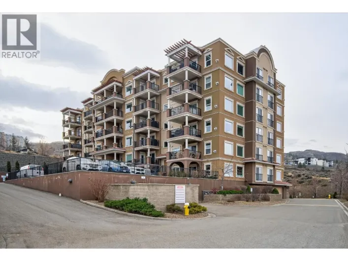 975 VICTORIA  W Street Unit# 301, Kamloops