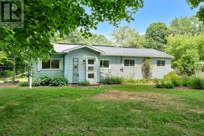 976 COUNTY RD 13, Prince Edward County