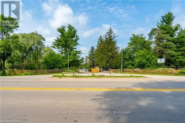 976 HIGHWAY 52, Hamilton