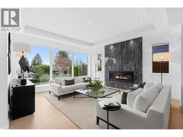 976 MELBOURNE AVENUE, North Vancouver