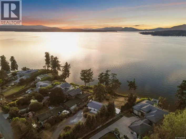 9760 Glynnwood Park Rd, North Saanich