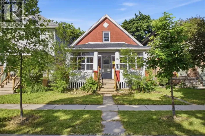 977 GLADSTONE, Windsor