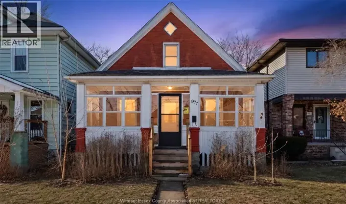 977 GLADSTONE, Windsor