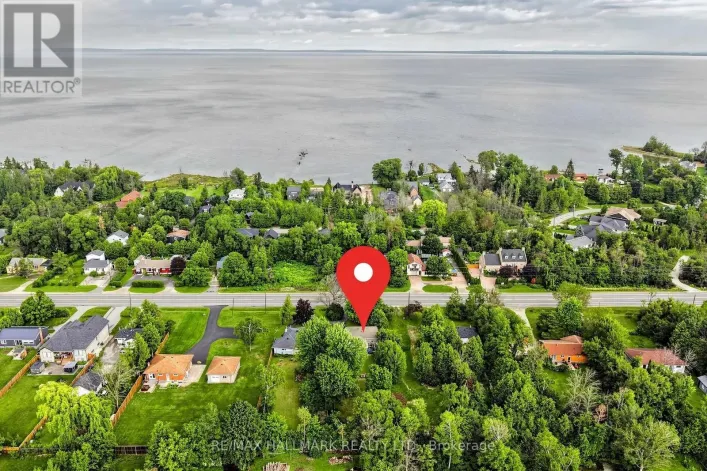 9771 BEACHWOOD ROAD, Collingwood