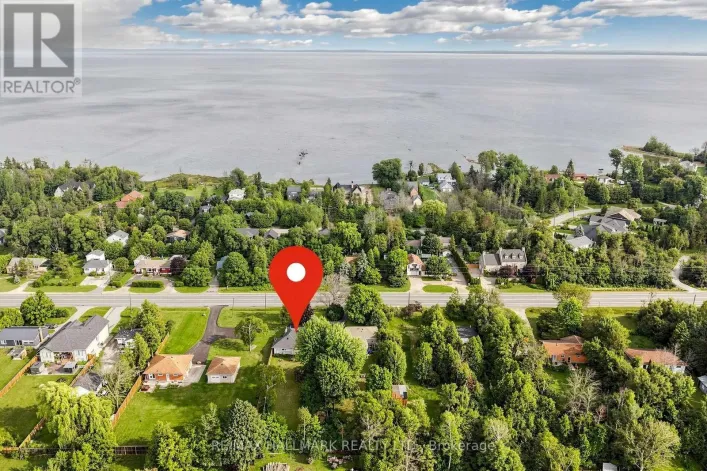 9775 BEACHWOOD ROAD, Collingwood