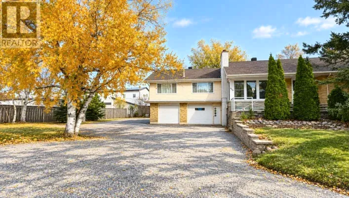 978 MAIN STREET N, Callander