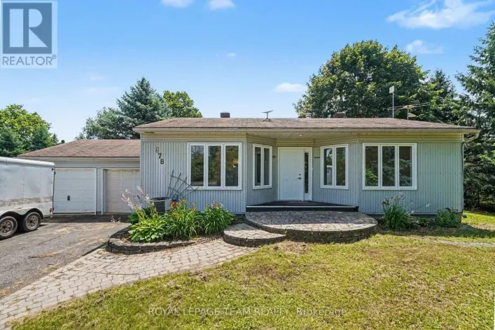 978 RIDEAU ROAD, Ottawa