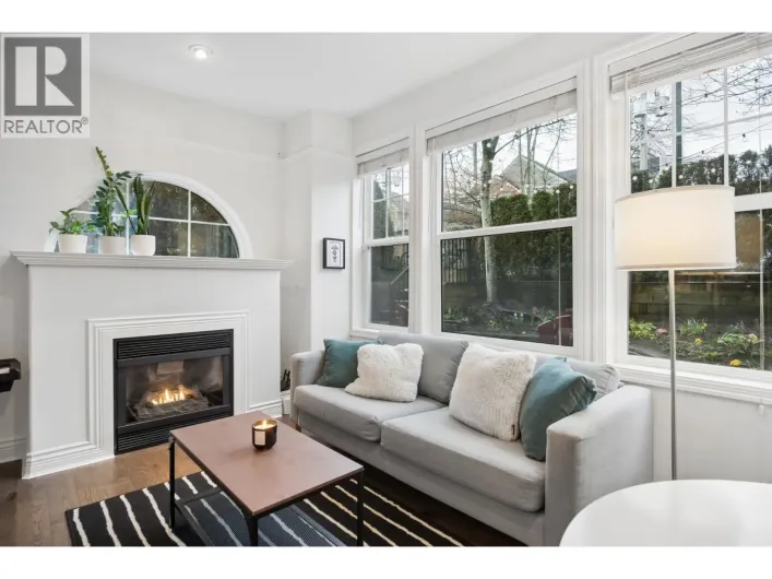 978 W 16TH AVENUE, Vancouver