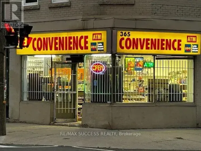 979 KING STREET E, Hamilton