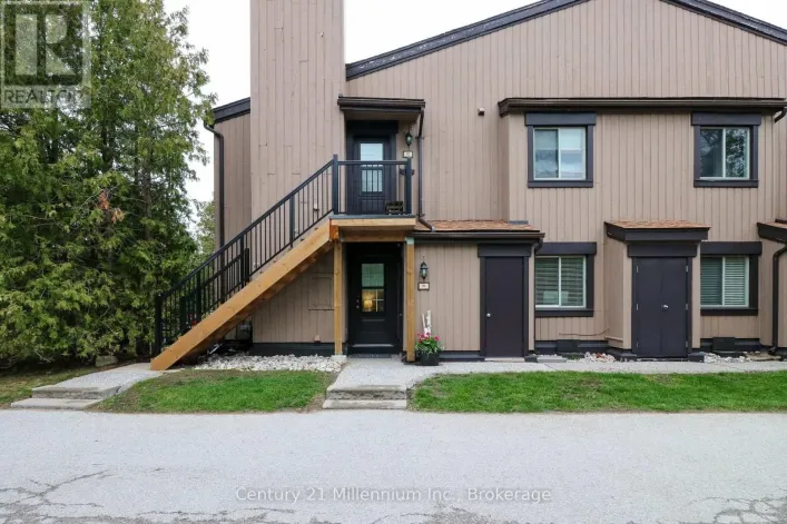 98 - 23 DAWSON DRIVE, Collingwood
