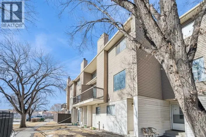 98, 2519 38 Street NE, Calgary