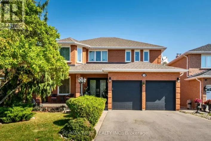 98 ARROWHEAD DRIVE, Vaughan